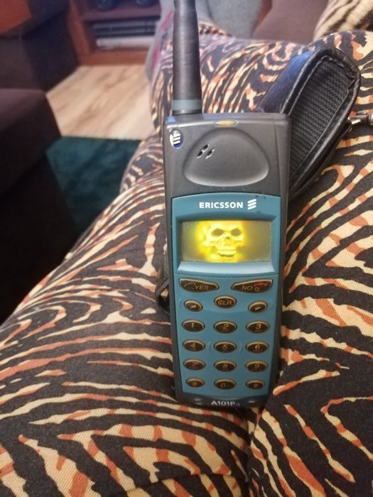 Sprzedam telefon ericsson