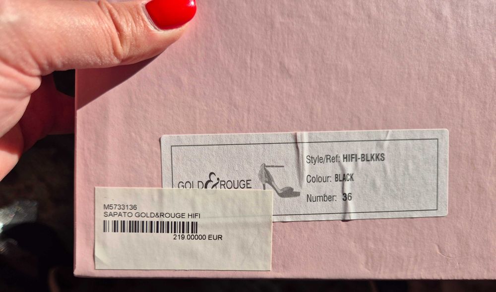 Sandálias Pele Preta Gold&Rouge Novas tam 36