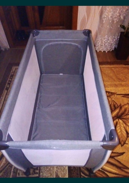 Дитячий манеж Carrello