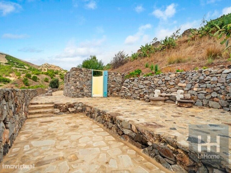 Um Refúgio Exclusivo no Coração da Natureza - Porto Santo