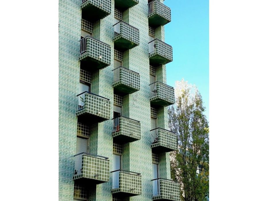 Apartamento T3 com 115 m2 bem localizado.