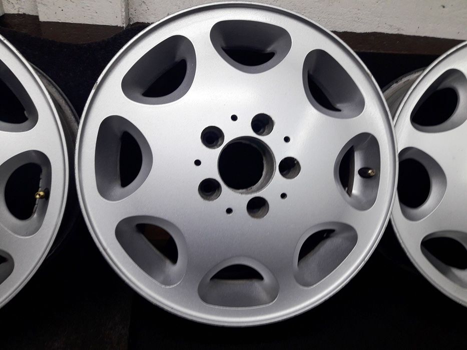 Mercedes Benz W124 felgi aluminiowe 8 loch 15 cali ET44 W210 E klasa i
