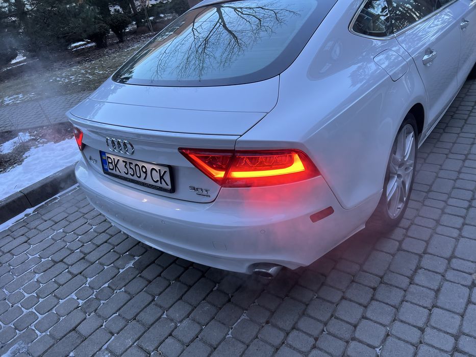 Продамо нашу Audi  А7 2015 Sportback Superchanged