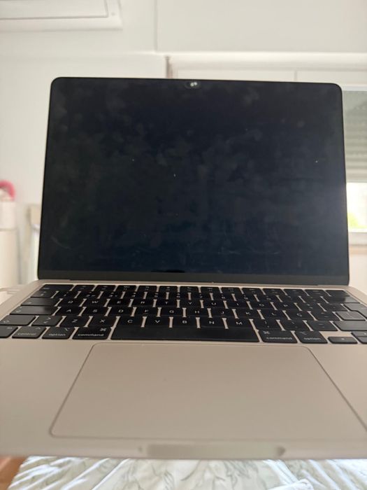 Macbook Air M3 semi novo e com garantia
