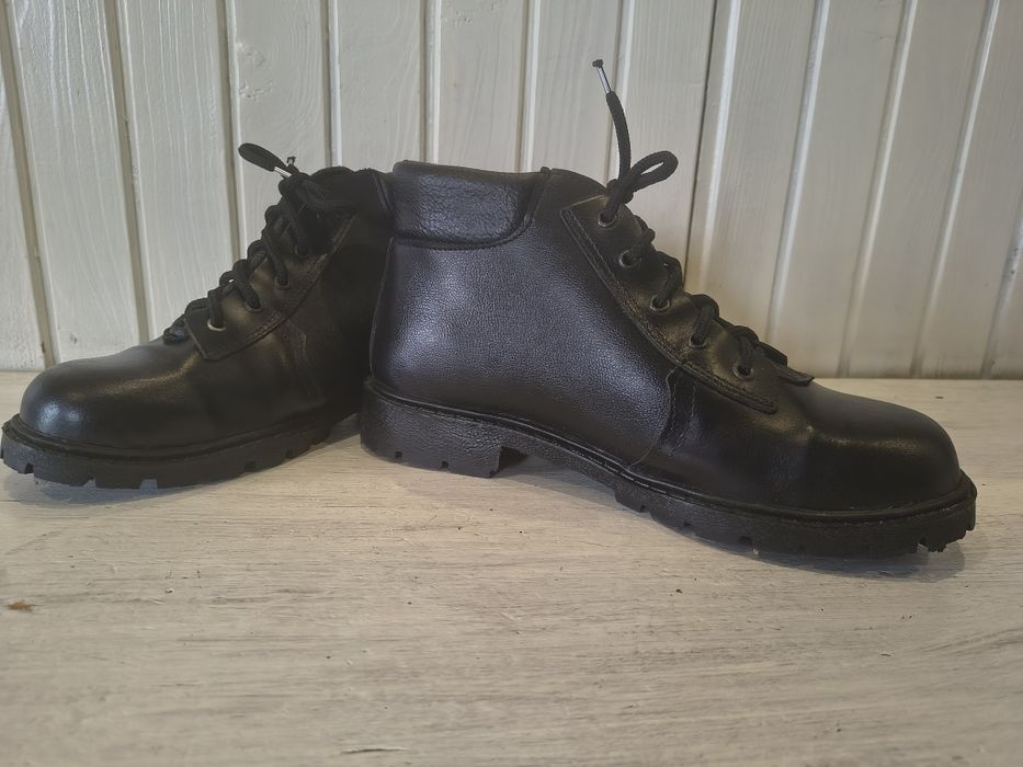 Buty męskie skórzane NoWE roz.42