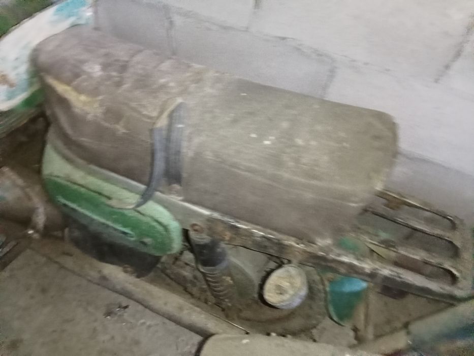 Продам мотоцикл мінськ 125 з новими запчастинами по запчастинах