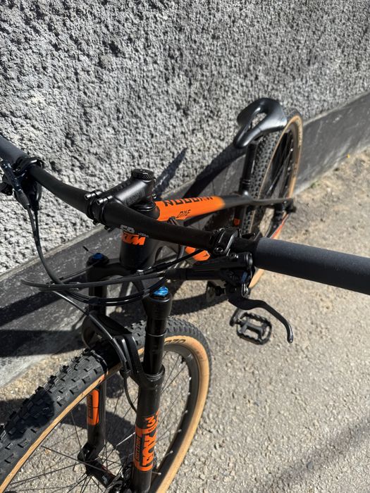 KTM Myroon one carbono