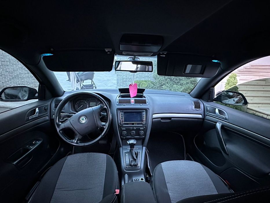 шкода 1.9 автомат 2006 рік