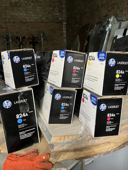 Оригинальные лазерные  картриджи HP LaserJet  824A