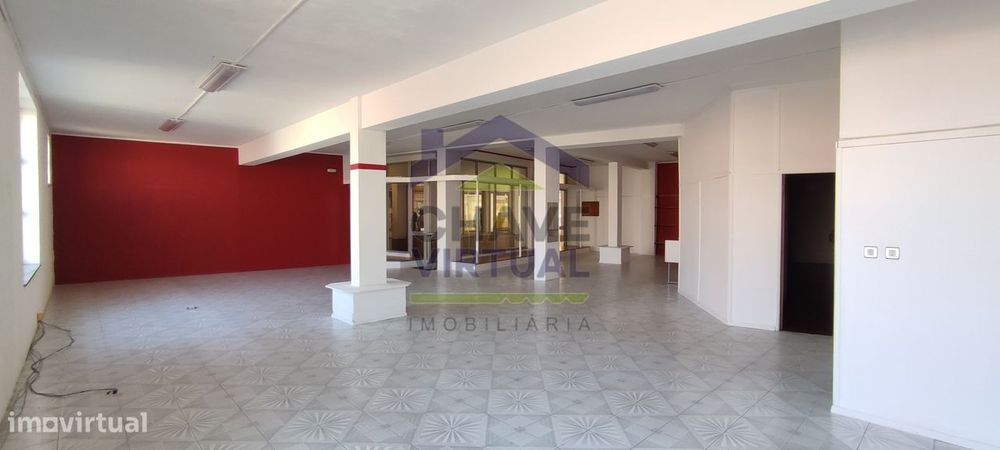 Estabelecimento Comercial - Centro Bombarral