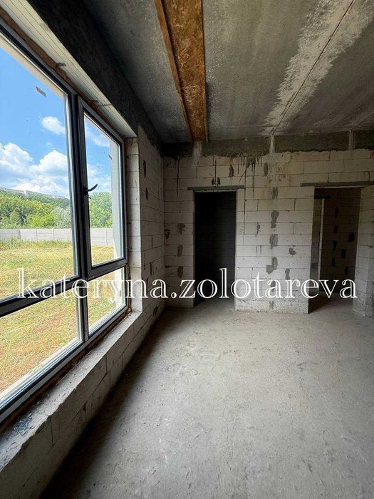 Продам  дом 108м2 в начале Большой Даниловки в коттеджном поселке с участком 10 соток!