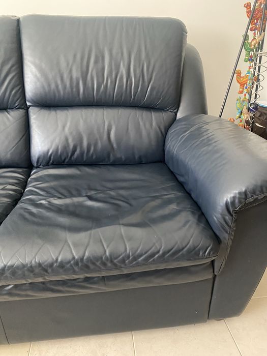 Sofas em pele genuina azul marinho