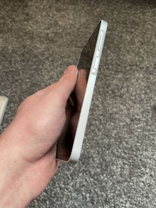 Телефон Samsung Galaxy A16 4G 4/128GB, білий — новий, OLX Доставка