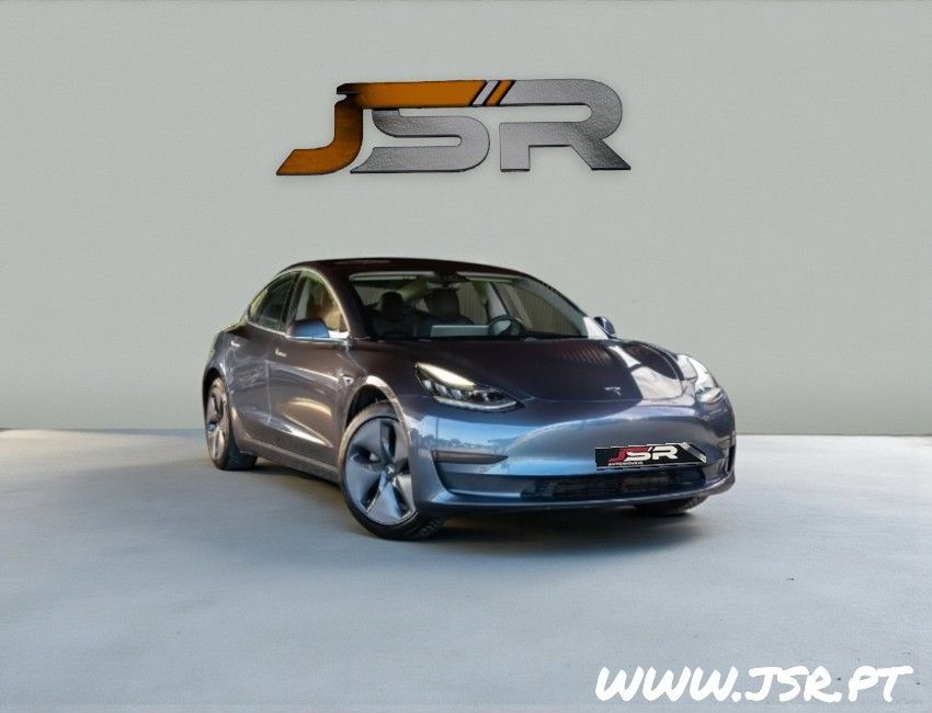 Tesla Model 3 Standard Range Plus RWD