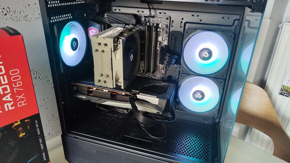 Ryzen 7 rx 7600  8gb  ssd nvme 750w gold