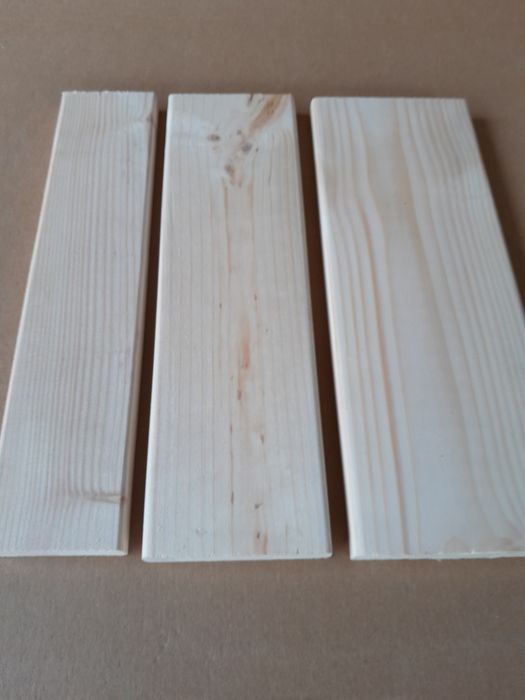 Deska heblowana sucha obrabiana  sosnowa 22mm