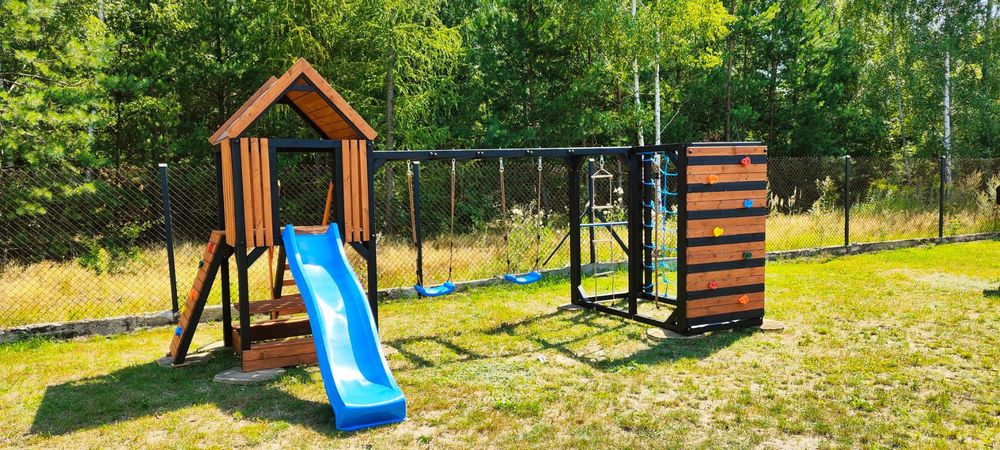 Plac Zabaw - PROMOCJA - Dyzio + Lili - Domek - Huśtawka