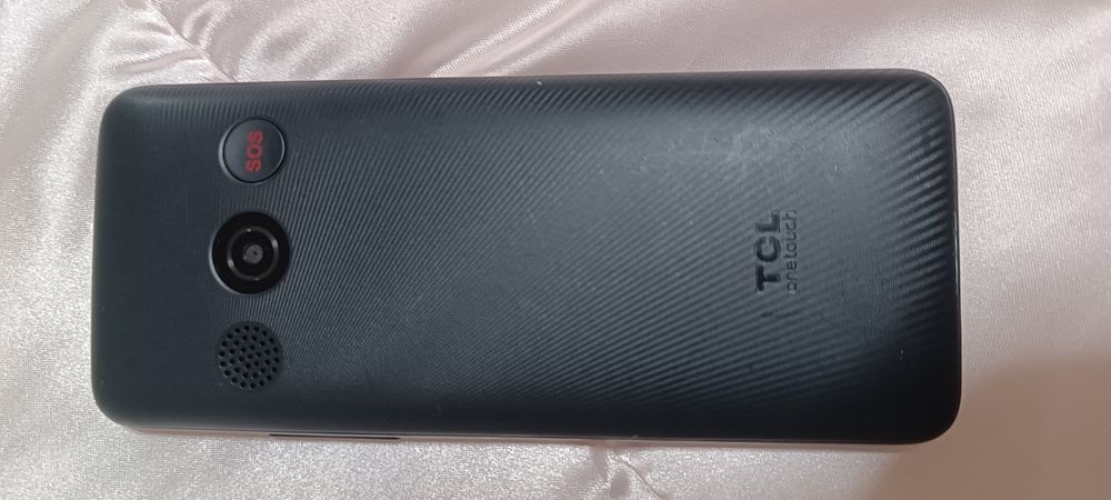 Telemóvel Senior TCL 4022S
