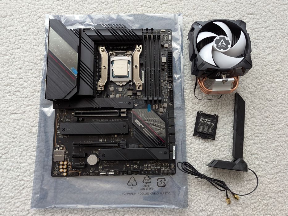 Материнська плата Asus ROG STRIX B560E WiFi + кулер Arctic. Як нова!