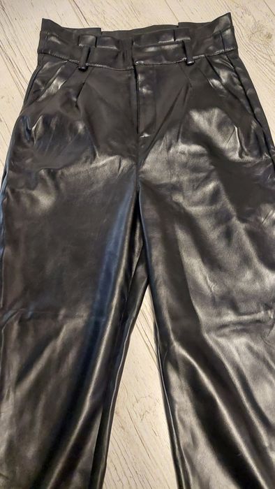 Spodnie Mohito r. 36