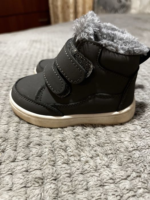 Детские  ботинки