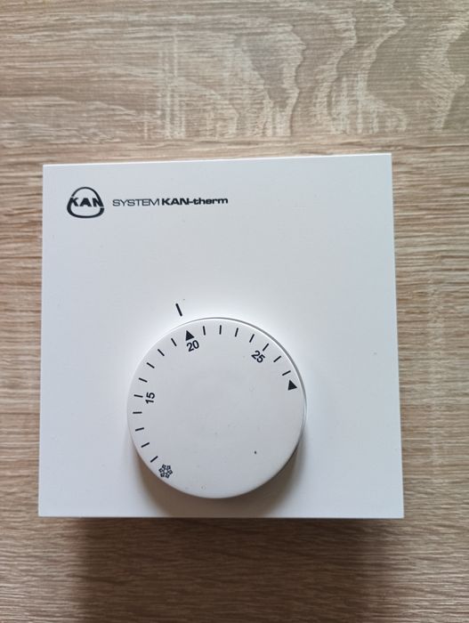 Termostat pokojowy