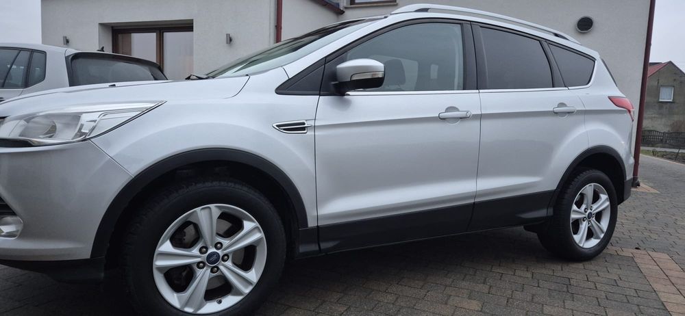 Sprzedam ,  Ford KUGA , BEZWYPADKOWY.