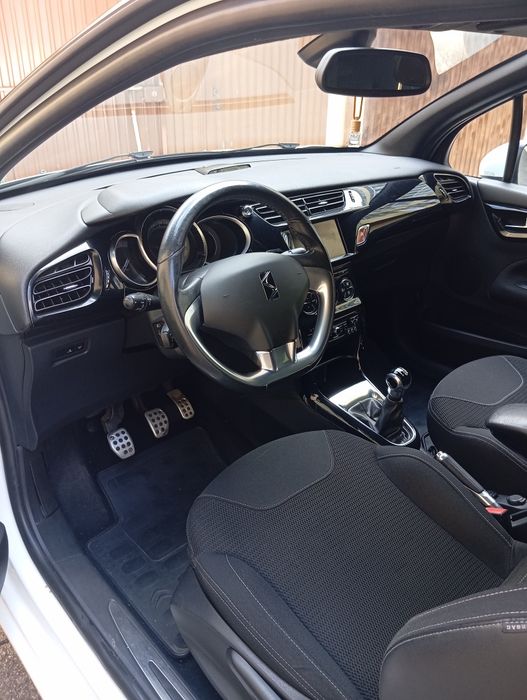Citroën DS3 1.6 HDi ano 2012