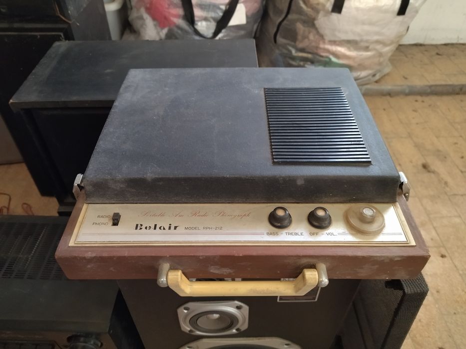 Gira Discos Portatil Belair RPH-212