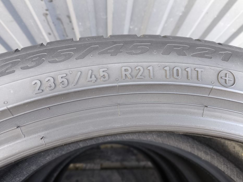 235/45/21 Pirelli Scorpion KOMPLET