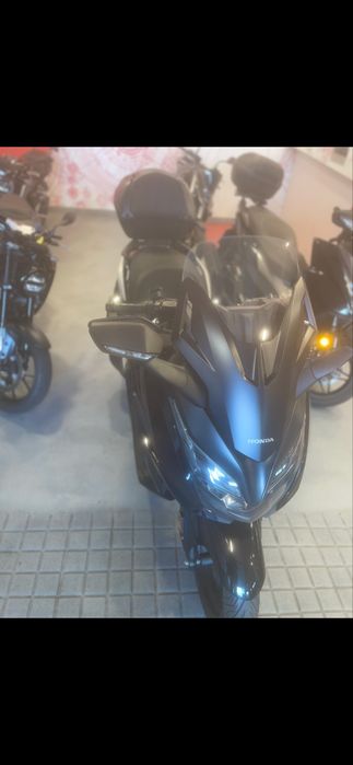 Honda Forza 125 cc  2022 automatica com 15100 km rodados moto nova!