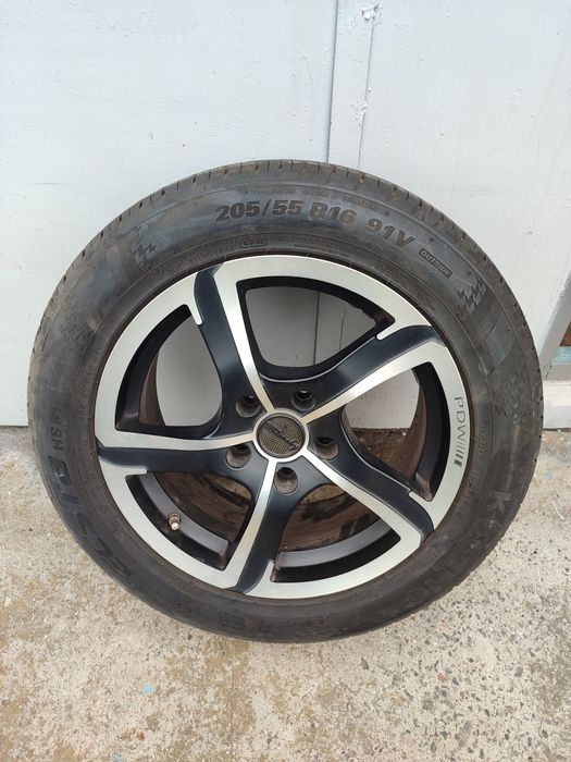 Продам диски с резиной 205 55 16