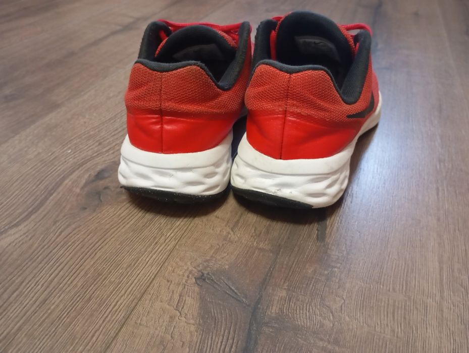 Кросівки Nike 37  р 23.5 см кроссовки