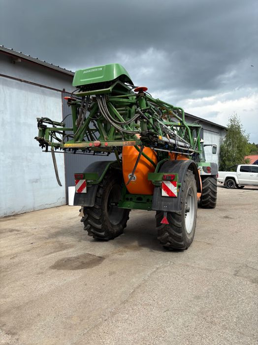 opryskiwacz Amazone UX 4200