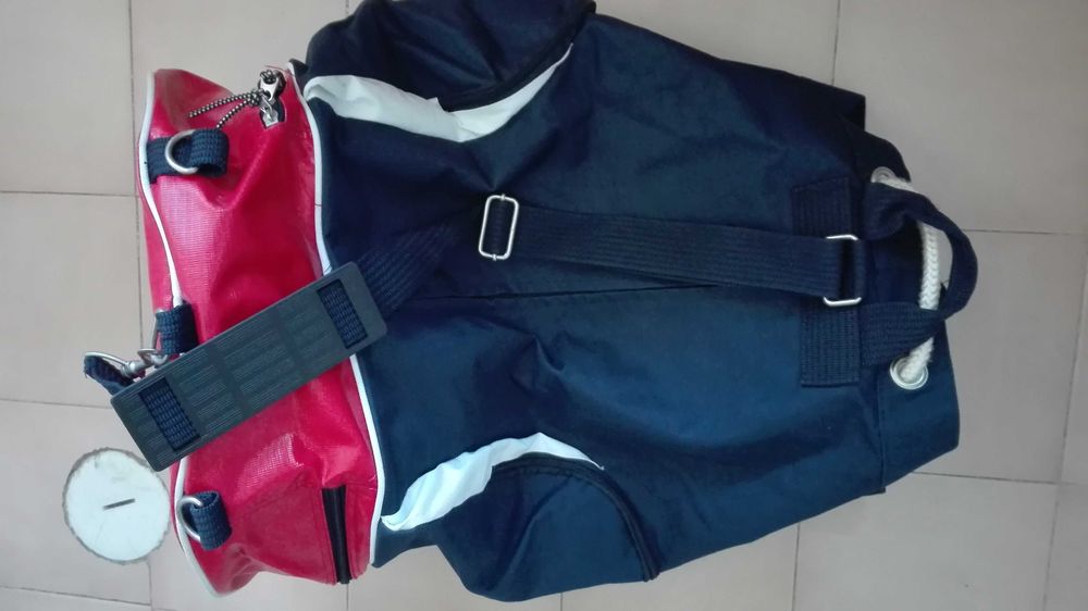 Mochila Pro X bolsa na base impermeável, várias bolsas, grande
