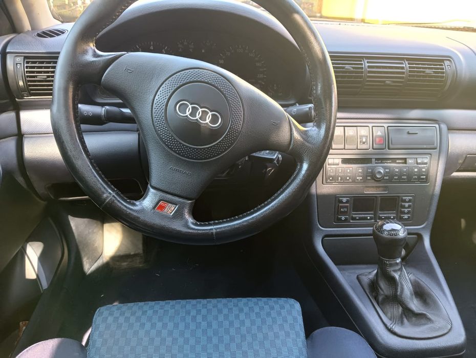 Audi A4  S-Line Avant poj.1.8benz