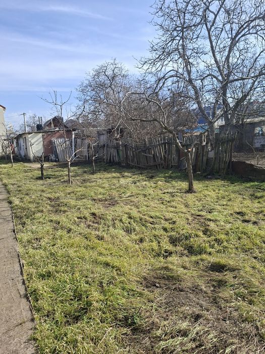 Продам земельну ділянку в центрі міста