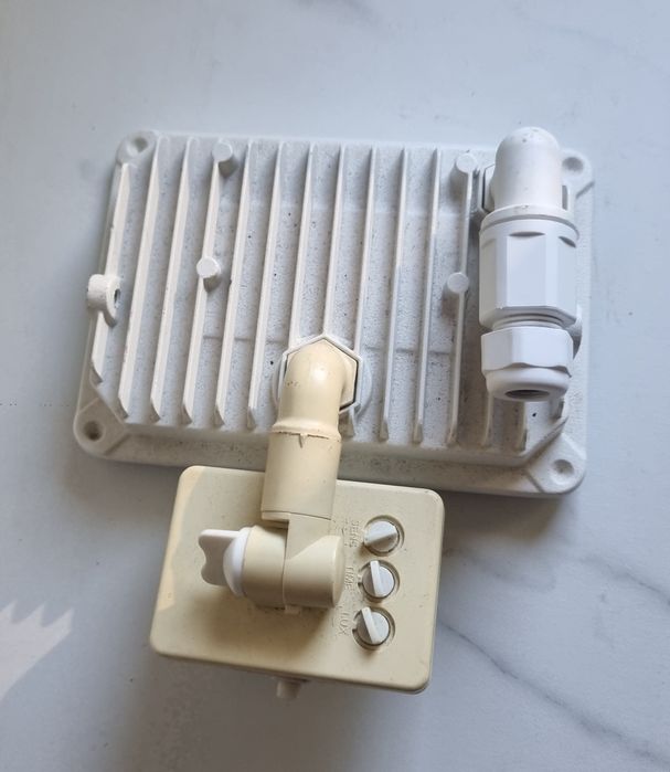 Foco a trabalhar falta plastico da proteção do sensor ver fotos