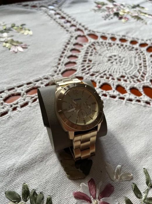 Zegarek FOSSIL złoty