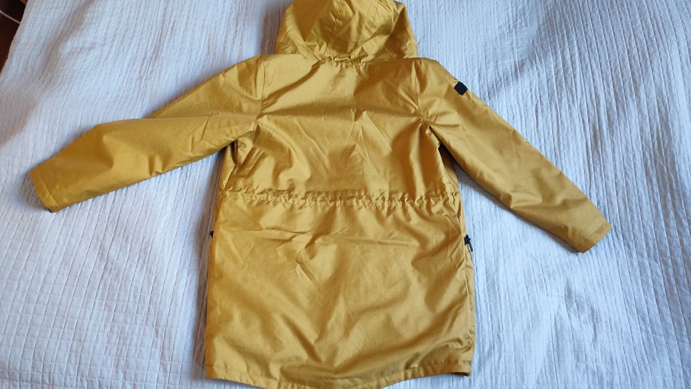 Sprzedam parkę/ kurtkę dla chłopca 152