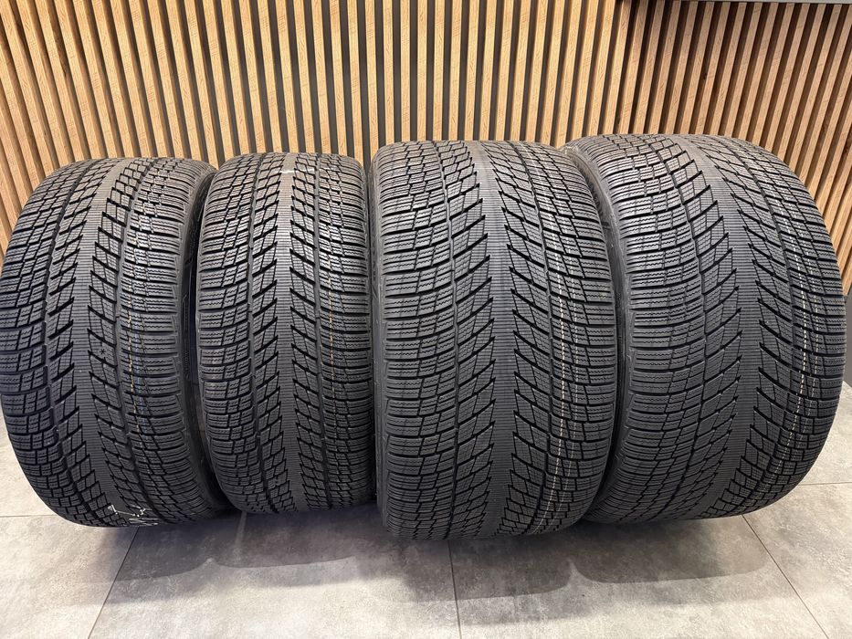 315/30/21 i 245/35/20 Nowe opony zimowe Porsche 911 Goodyear Ultra Grip Performance 3 NA6 2026