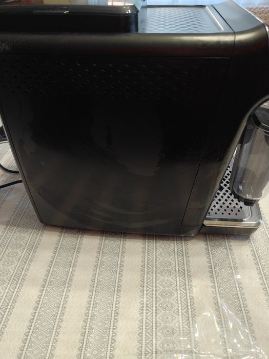 Продається кавомашина PHILIPS ep3246