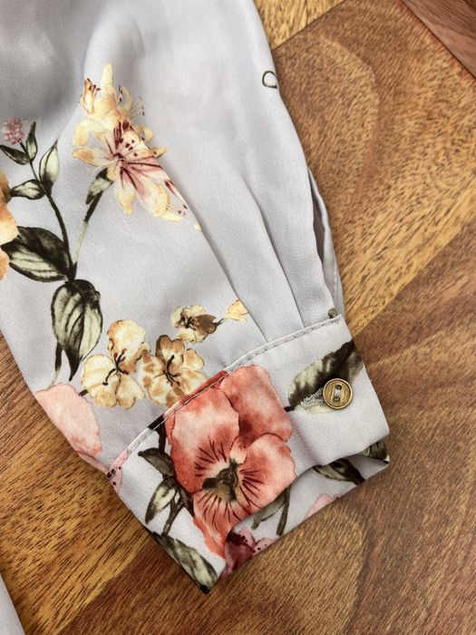 Класична жіноча рубашка