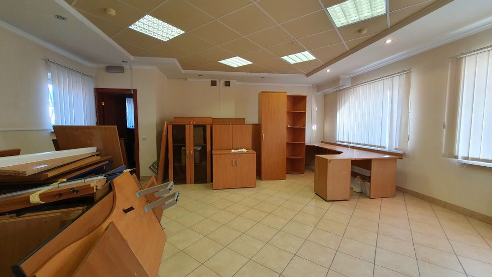 ПРОДАЖ КОМЕРЦІЙНОГО приміщення-комплексу в центральн. частині Мукачева