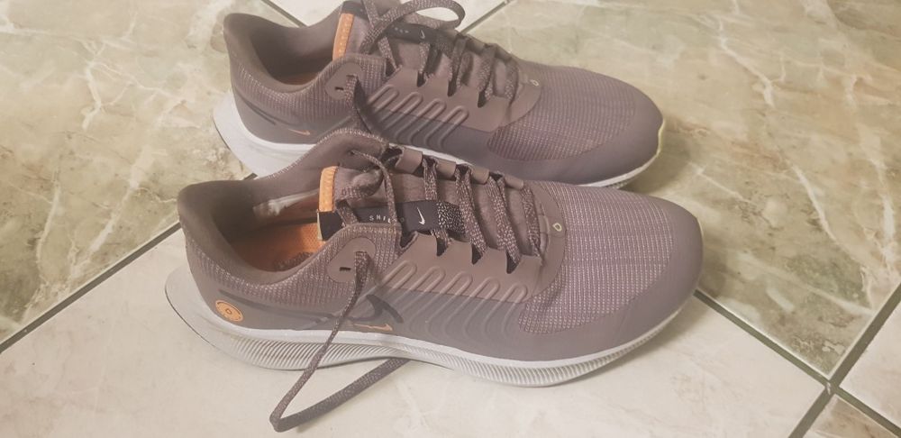 Buty Asics damskie 39