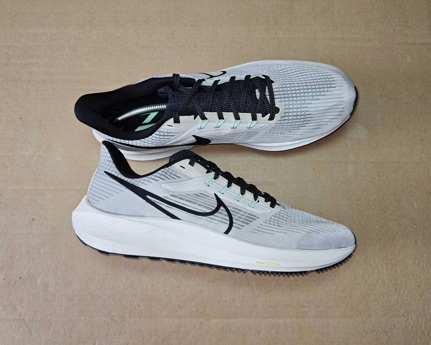 Оригінальні Бігові Кросівки Nike Air Zoom Pegasus 39  Розмір 47,5