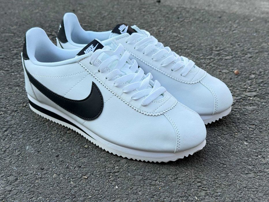 nike cortez різних кольорів. Розміри 36-40