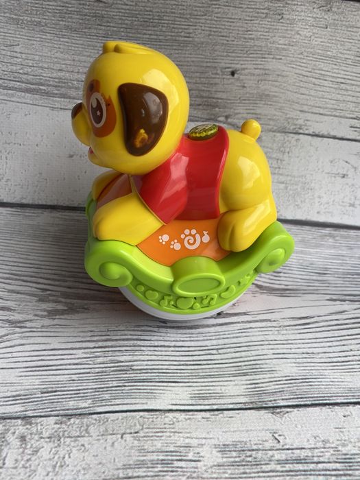 Музыкальная собачка неваляшка Huile Toys