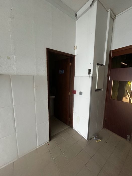 Venda loja em frente ao metro de matosinhos Sul - OPORTUNIDADE