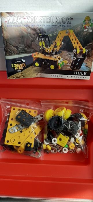 MAŁY KONSTRUKTOR Hulk Maszyna budowlana